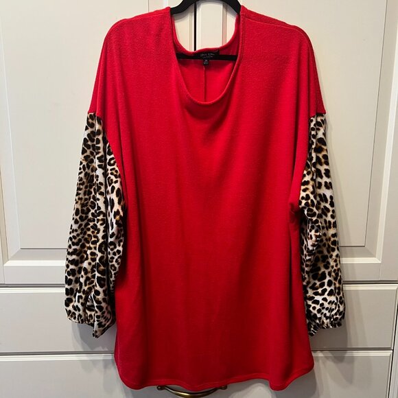 LOVE RYAN Red‎ w/Leopard Print Sleeves Soft Comfy Tunic Top (Plus 3X) - Picture 1 of 10